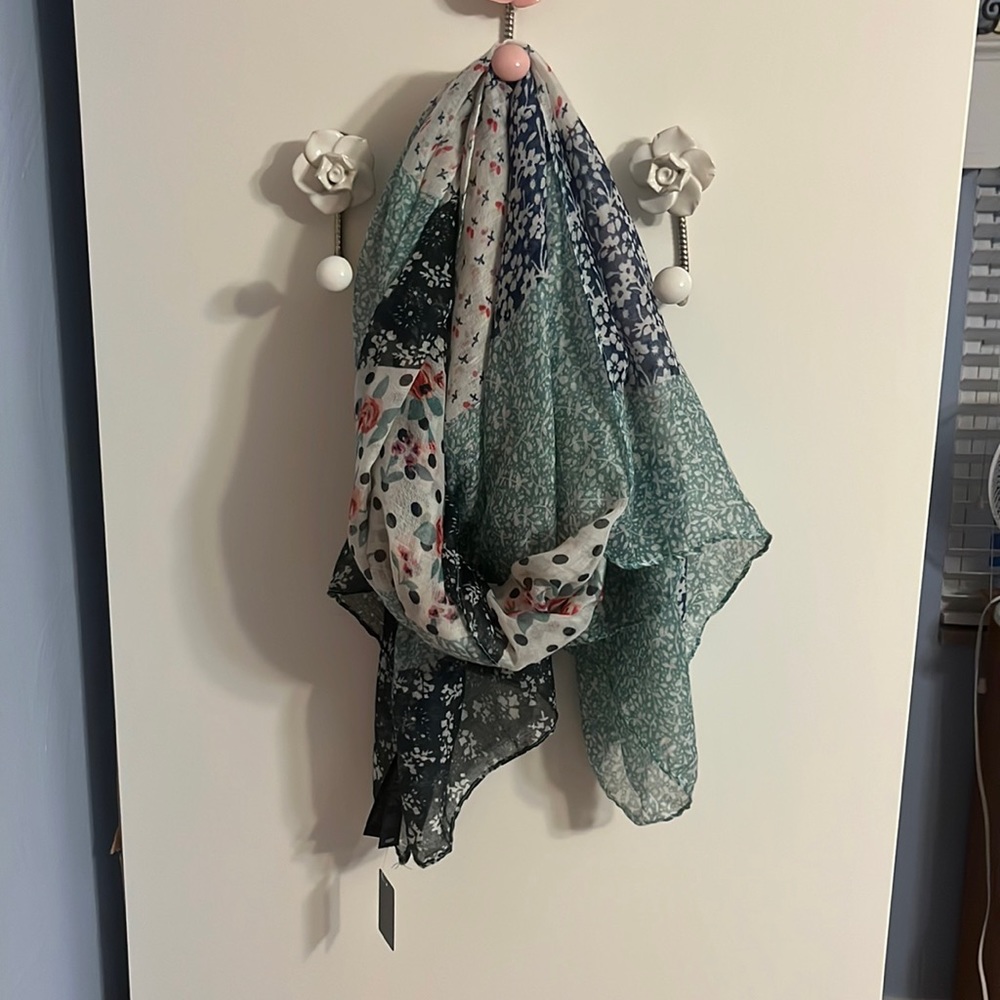 Infinity scarf